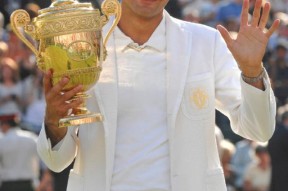  费德勒迎来二十赛季高光表现，DWG球迷沸腾！开云中国官网